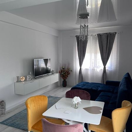 Appartement Luna House Sea à Năvodari Extérieur photo